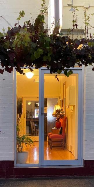 The Barkly Bistro Bar & Accommodation Арарат Экстерьер фото